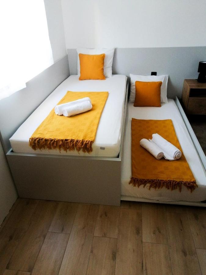 Evita Studio Apartment Karlovac Extérieur photo