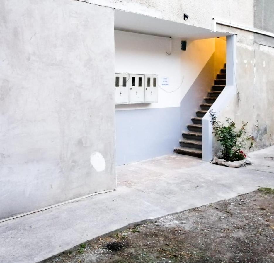 Evita Studio Apartment Karlovac Extérieur photo